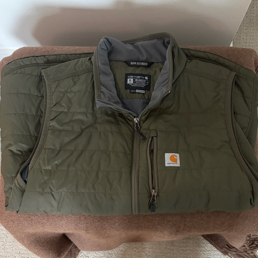 Carhartt Men's Forest Green Quilted Vest